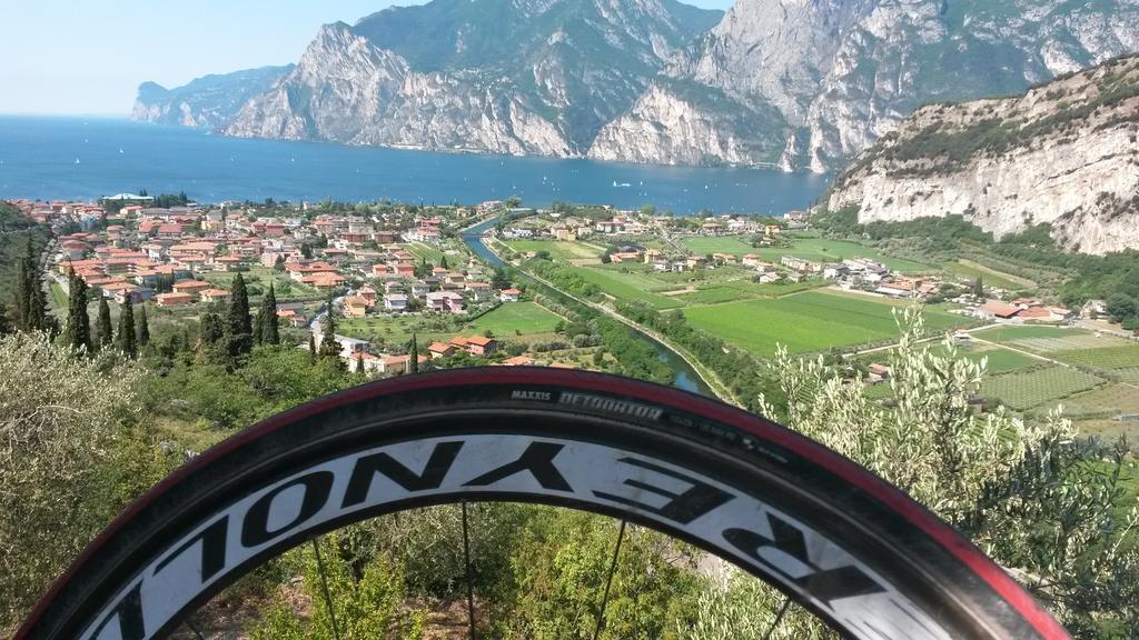 Park Hotel Eden Torbole Sul Garda Exterior photo
