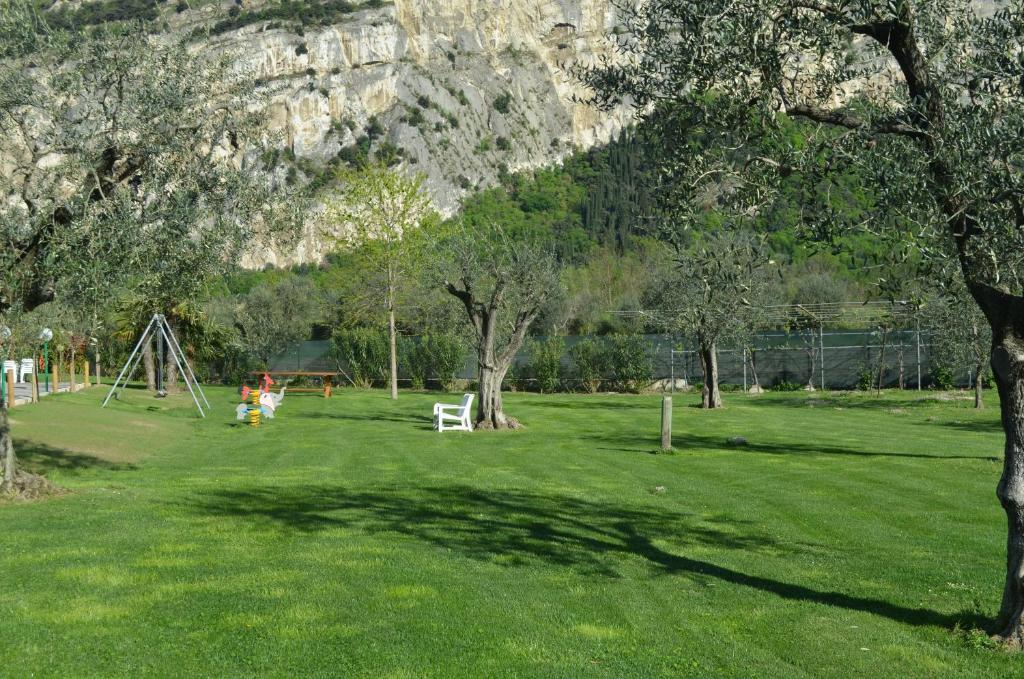 Park Hotel Eden Torbole Sul Garda Exterior photo