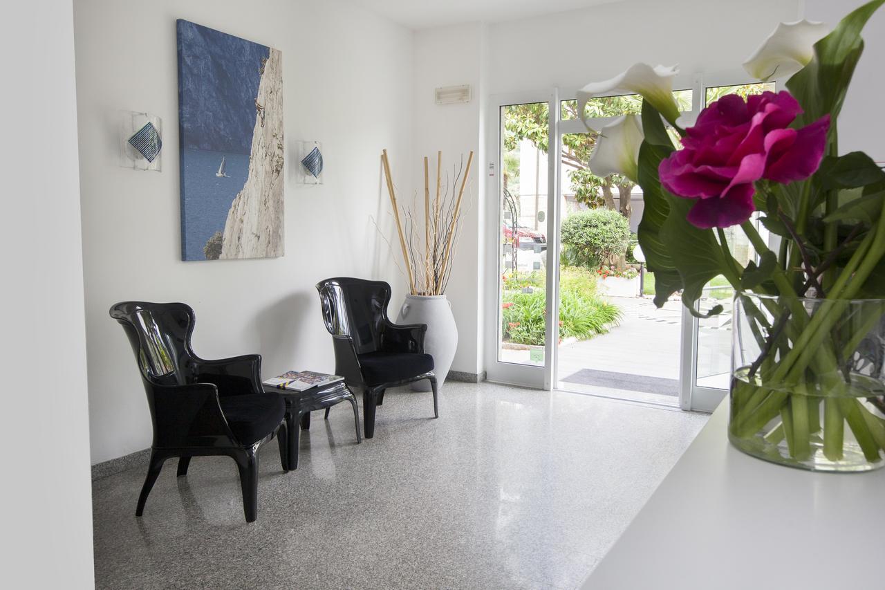 Park Hotel Eden Torbole Sul Garda Exterior photo